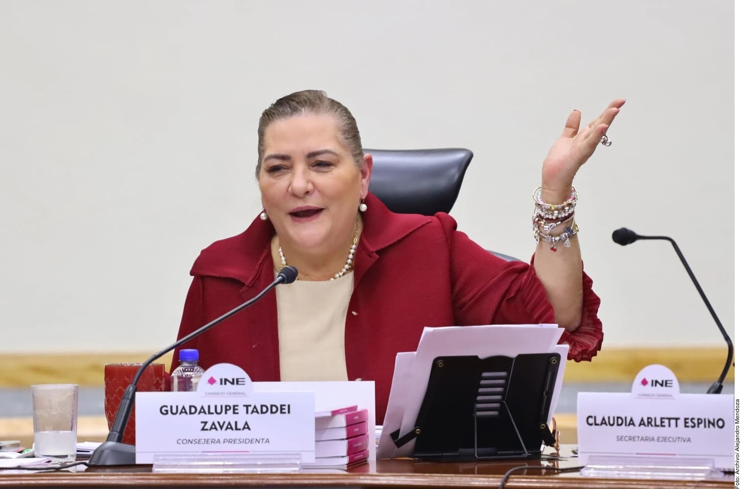 Niega Taddei error en boleta de Ministros 