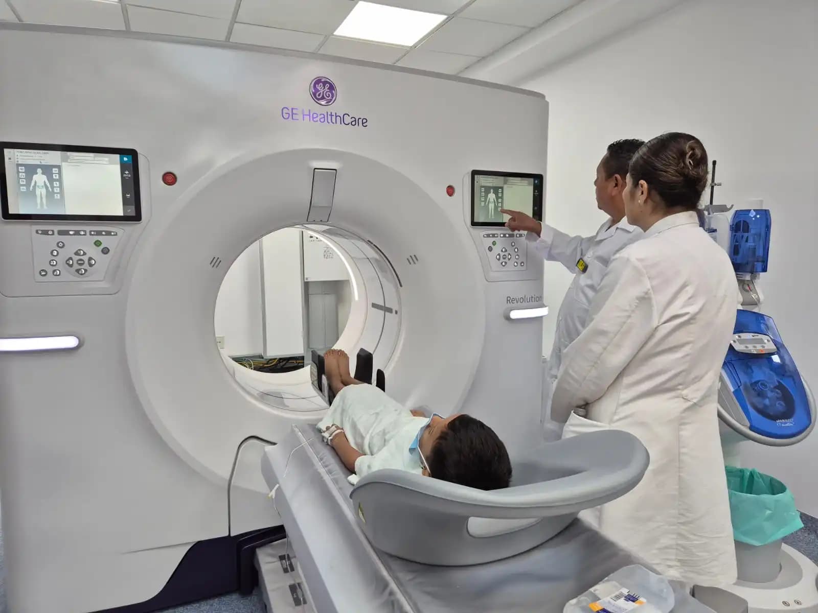 Estrena IMSS Tabasco tomógrafo de alta resolución 