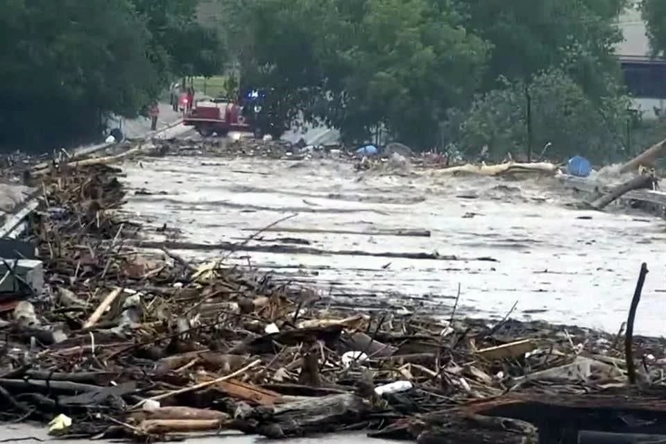Reportan 13 muertos por inundaciones en Texas