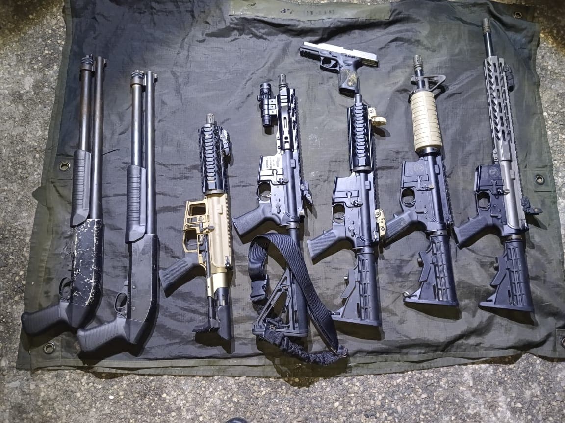 Aseguran armas y detienen a seis en Teapa