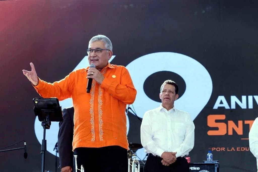 'Los verdaderos maestros no destruyen instituciones': SNTE 