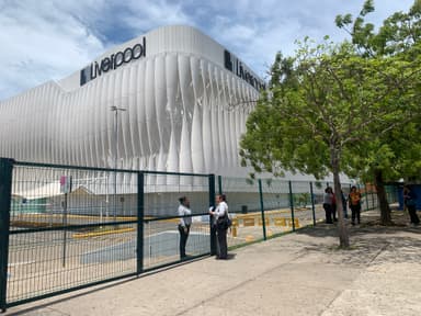 ImagenIncertidumbre laboral por cierre de Altabrisa 