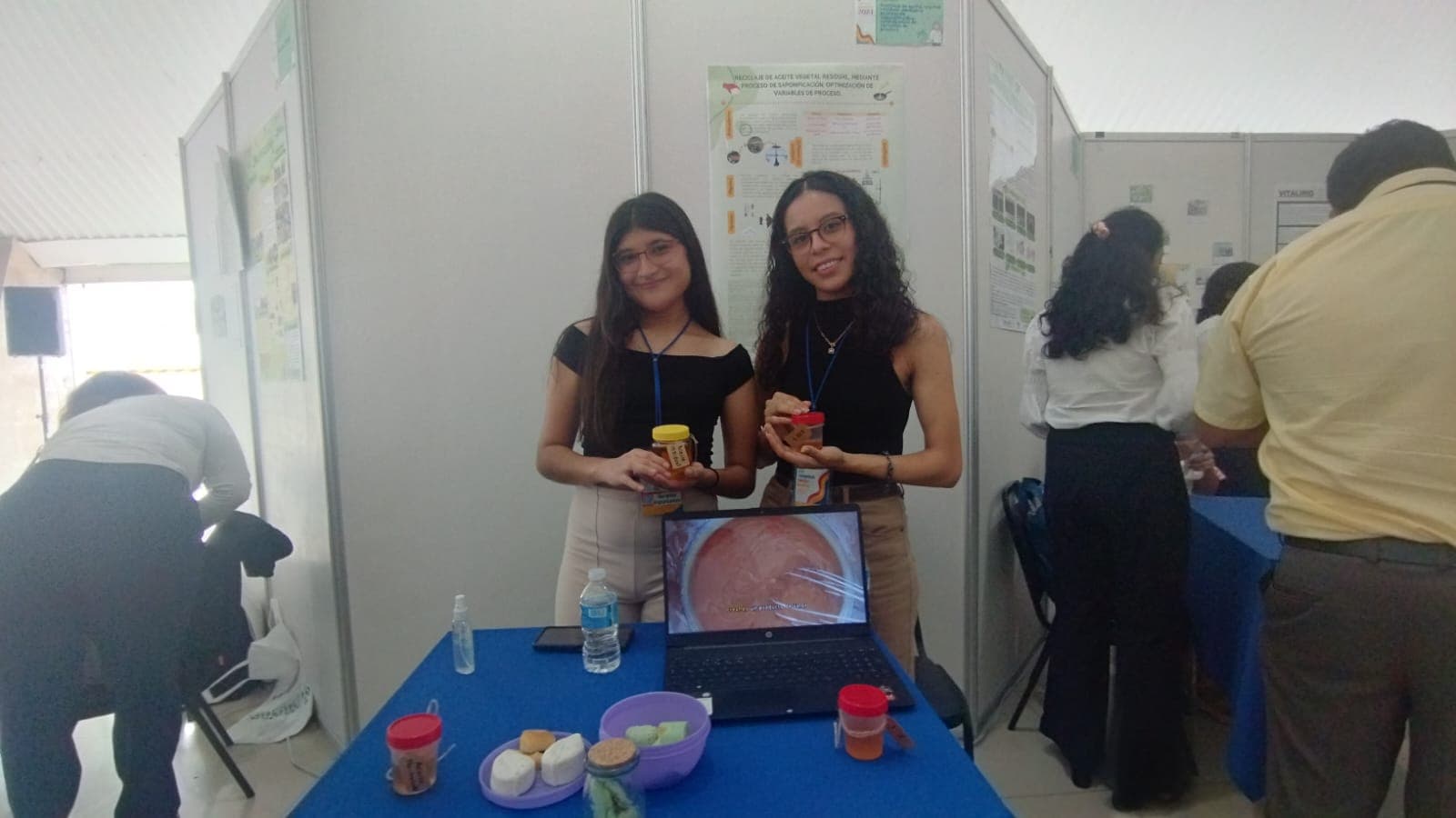 Materializan jóvenes sus ideas en Feria Tabasqueña de Ciencias