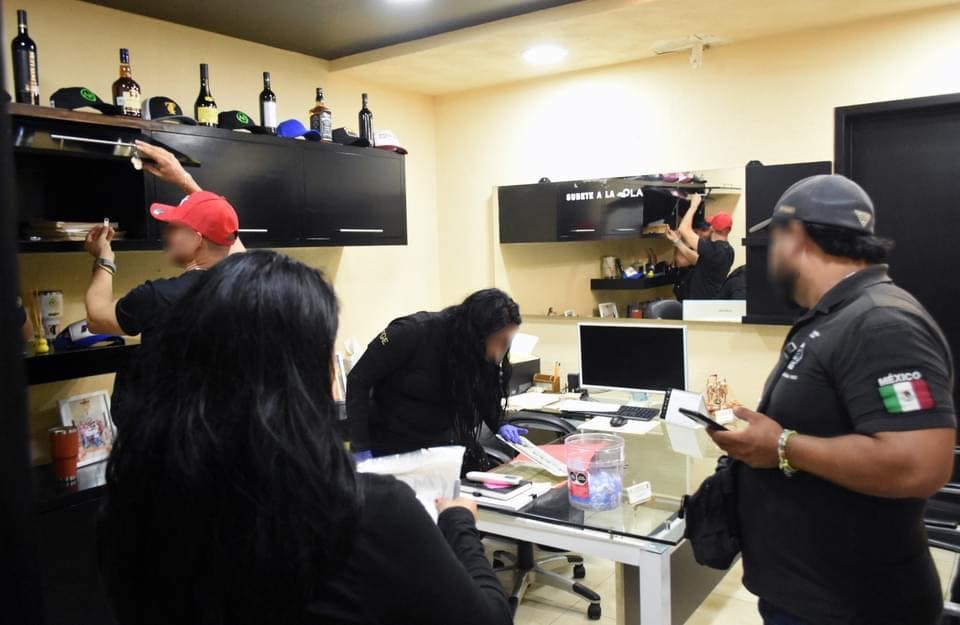 Encuentran sala de tortura en sindicato de taxistas de Cancún