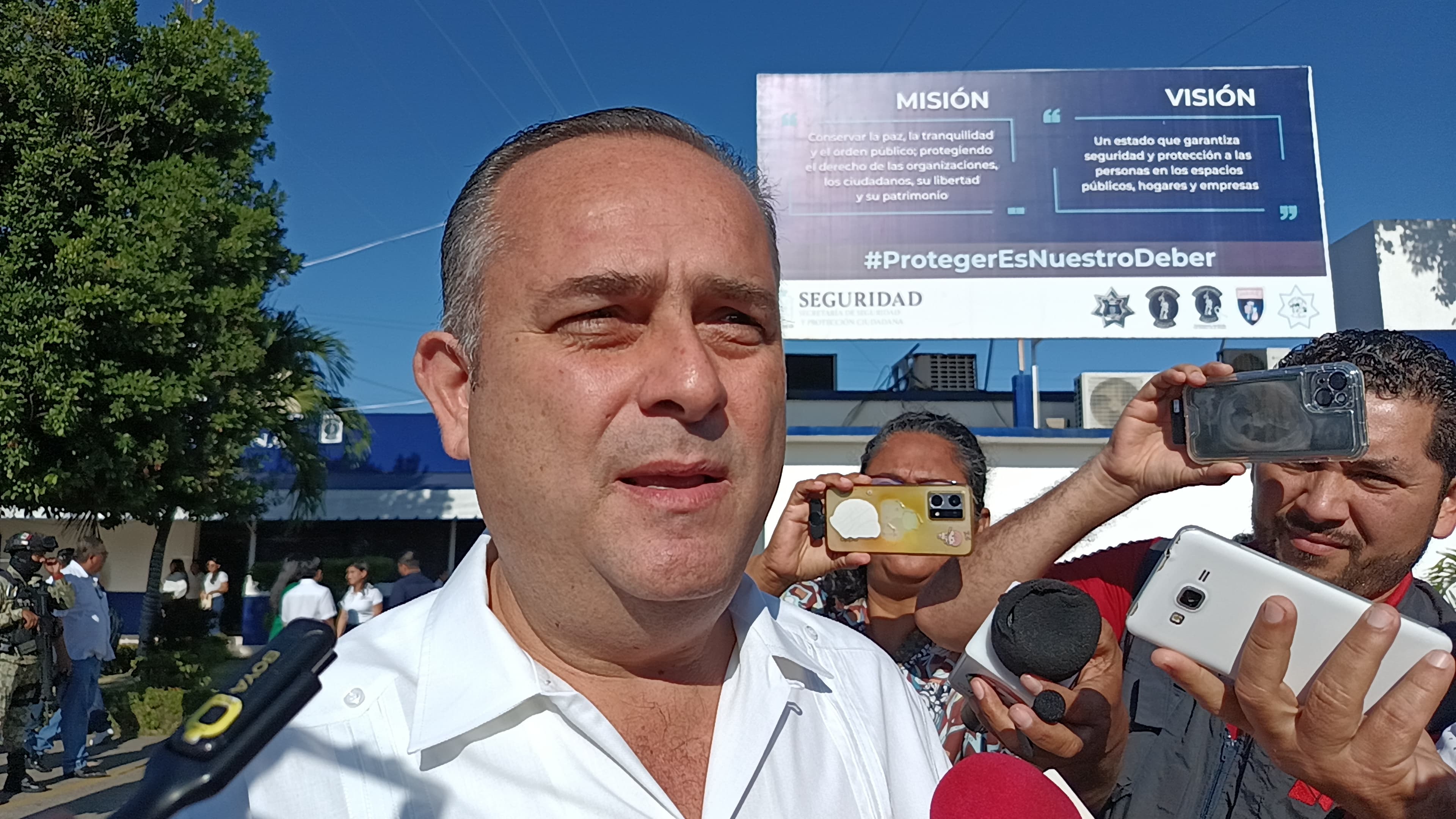 Sí voy a participar en elección: Efraín Reséndez