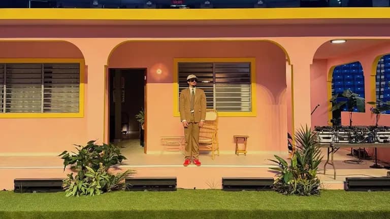 Reembolsará OCESA boletos por casita de Bad Bunny 