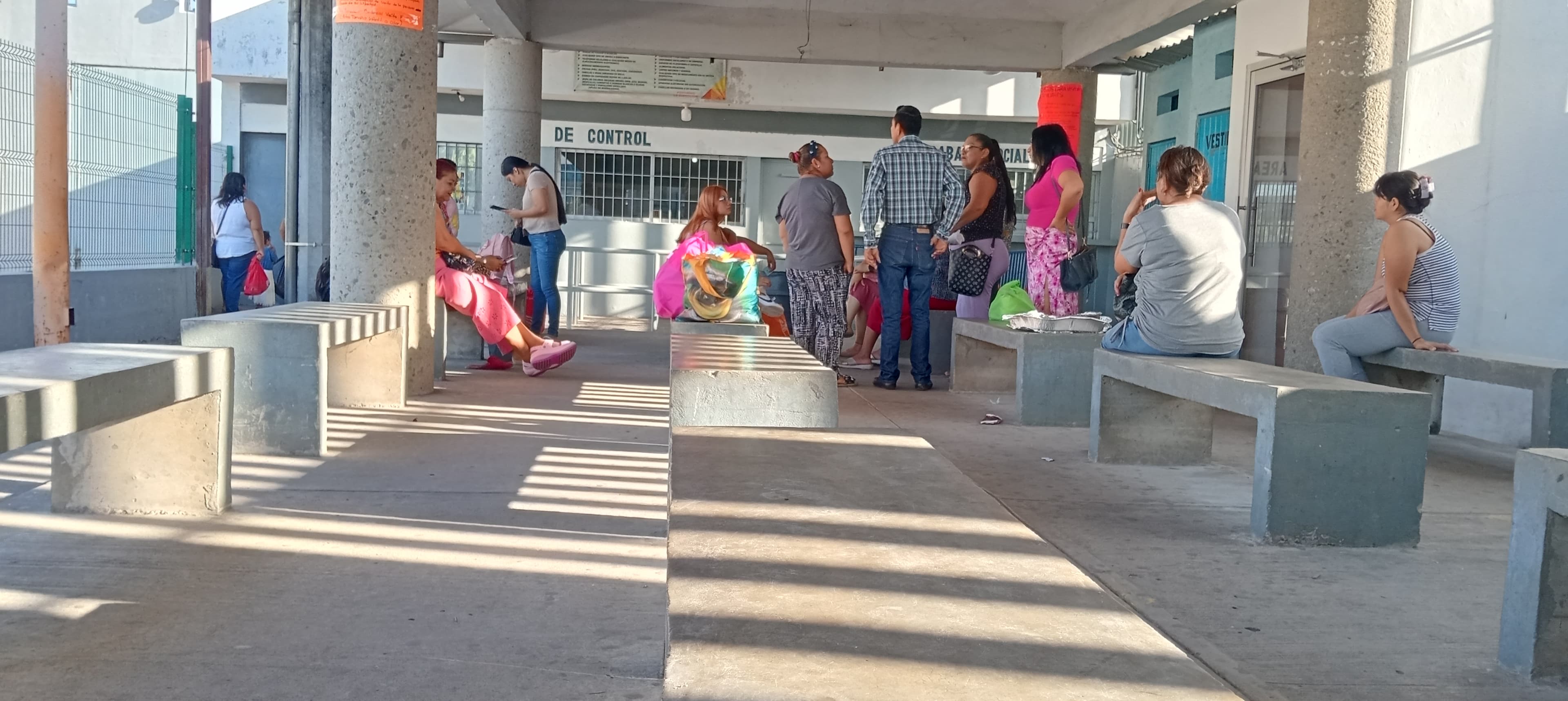 Cateo sorpresa en el CRESET decomisan drogas y equipo telefónicos