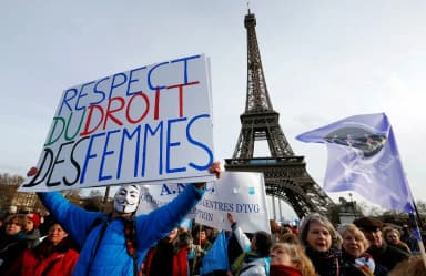 ImagenFrancia, aprueban incluir aborto en Constitución