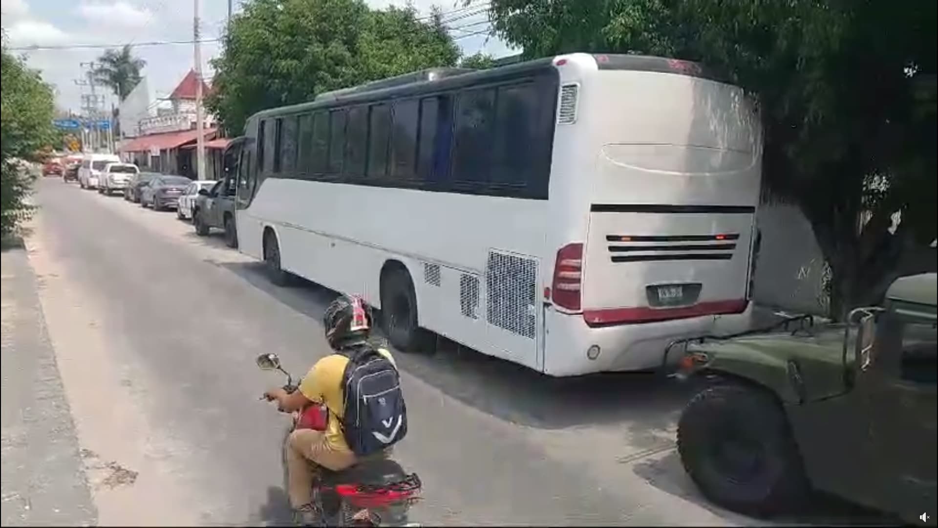 Aseguran a 42 migrantes en Escárcega