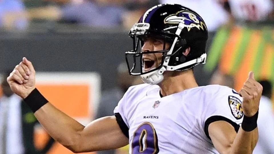Despide Ravens a Tucker, por 16 acusaciones sexuales inapropiadas