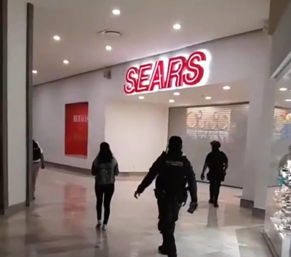 Asaltan joyería en Plaza Las Américas