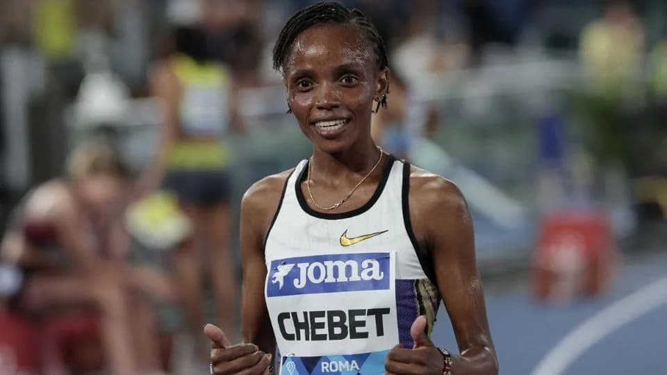 Keniana Beatrice Chebet logra nuevo récord mundial en 5 mil metros planos