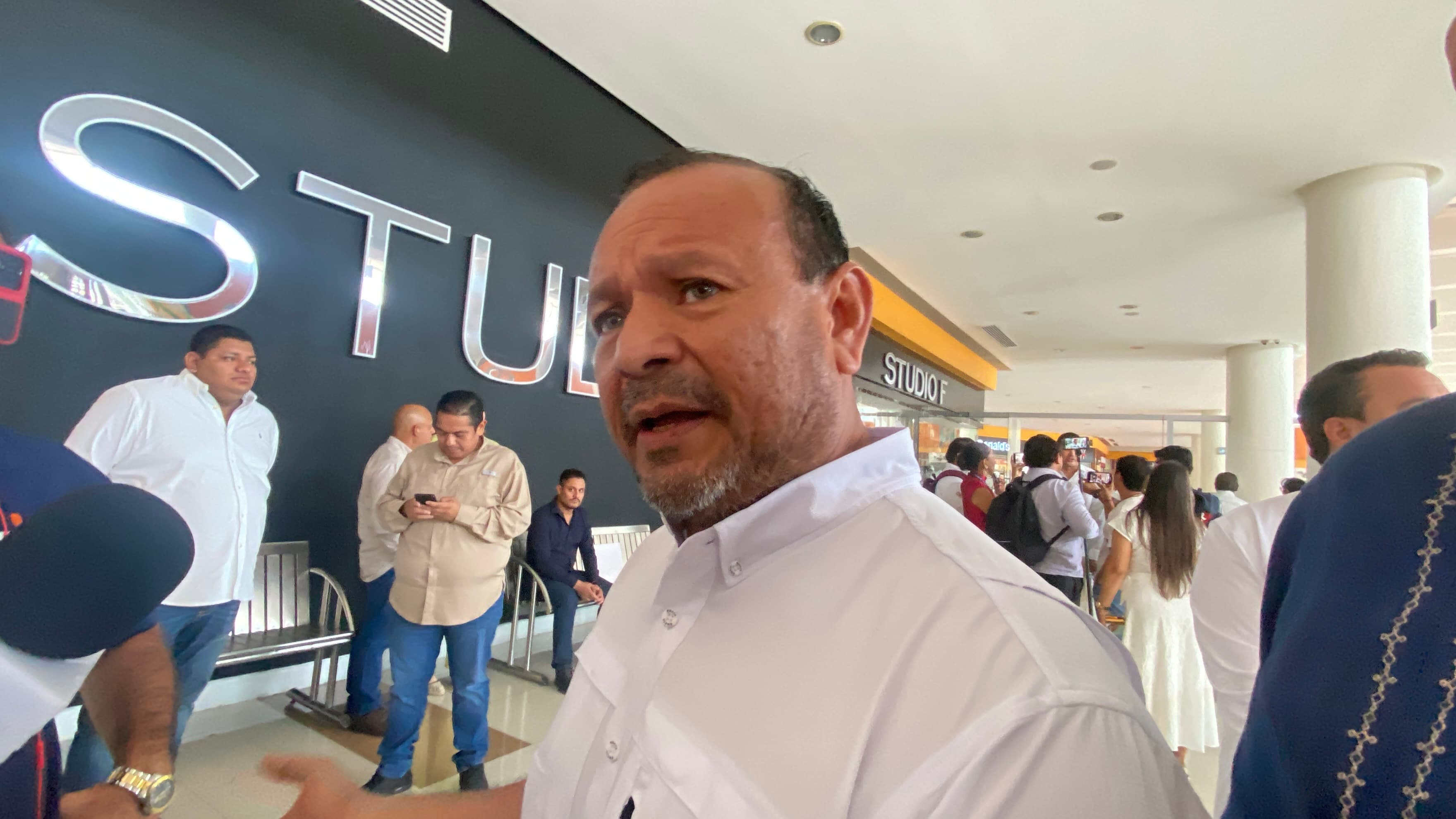 Pemex le debe mucho a Cárdenas, recrimina el alcalde