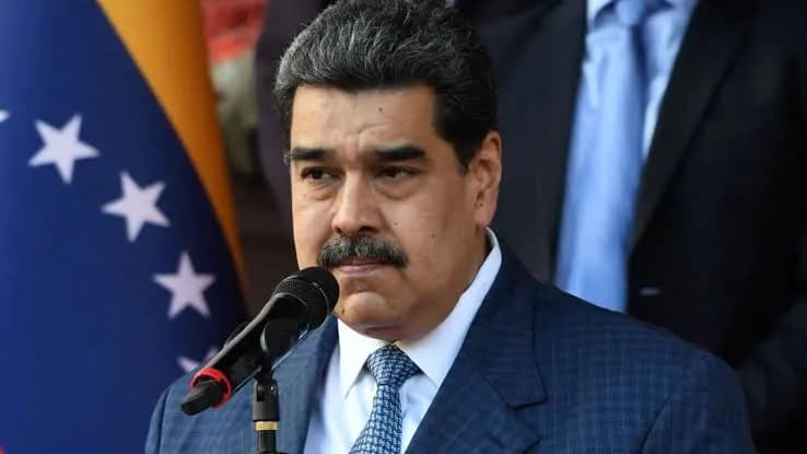 Maduro dice que está listo para "lucha armada" contra EU