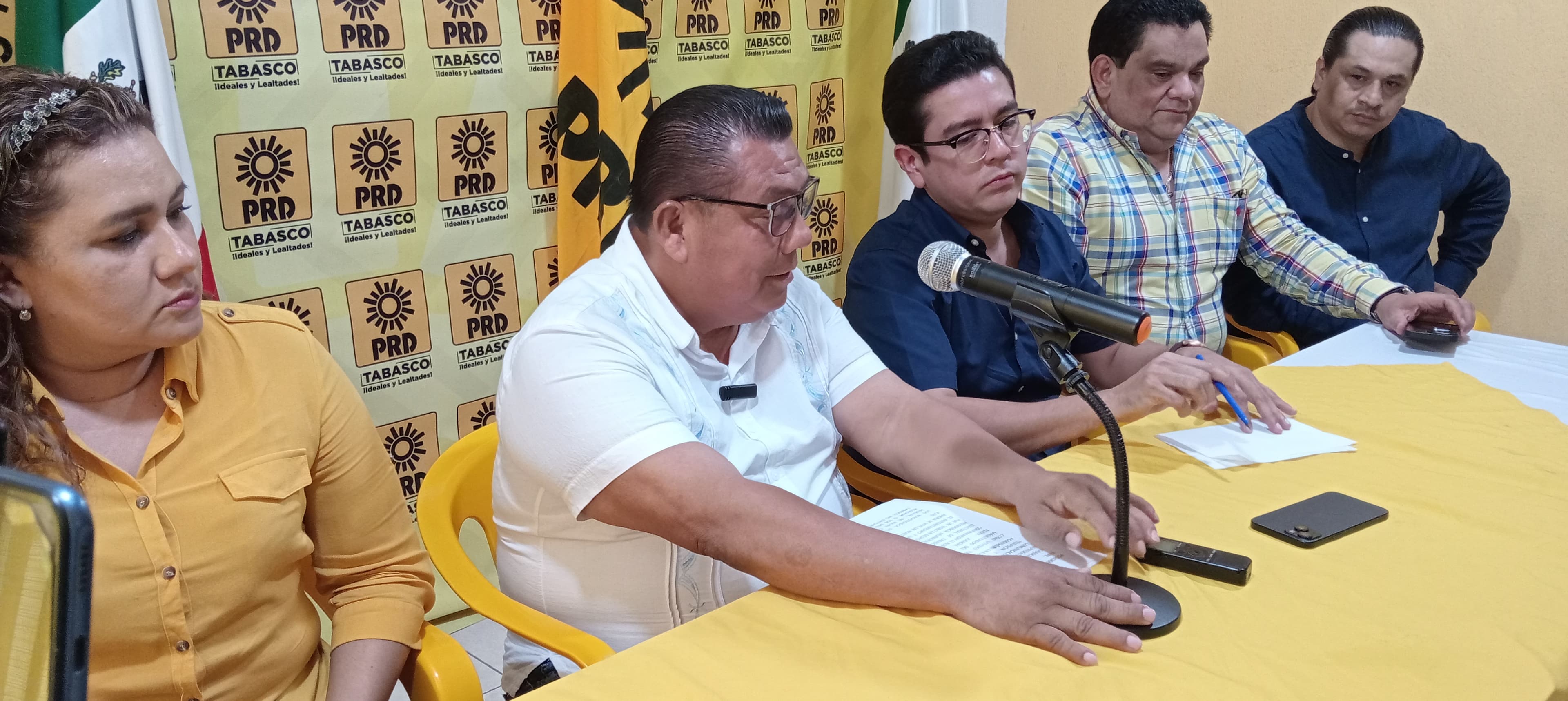 No canten victoria, dice Chilo Baila a Morena