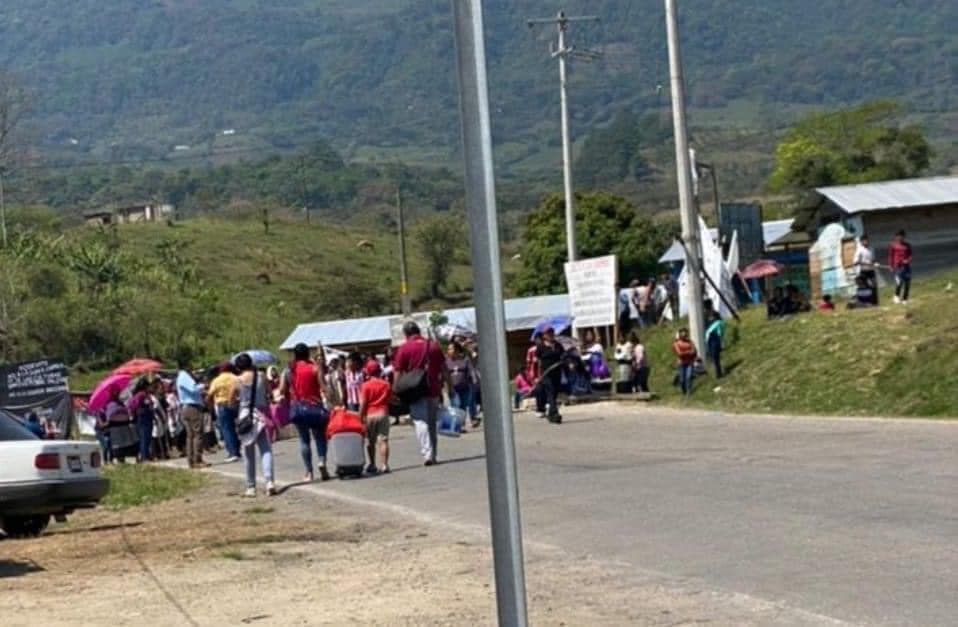 Logran acuerdos y levantan bloqueo en carretera Palenque – Ocosingo