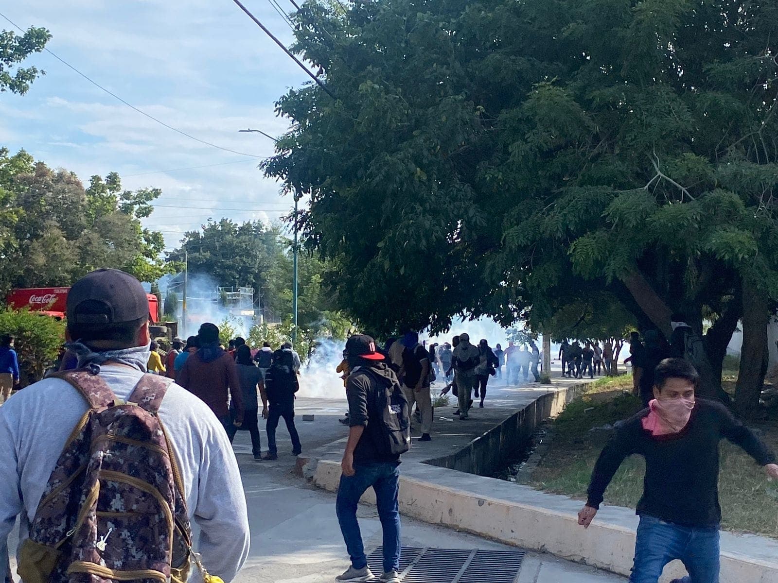 Bloqueos y enfrentamientos con Normalistas en Chiapas