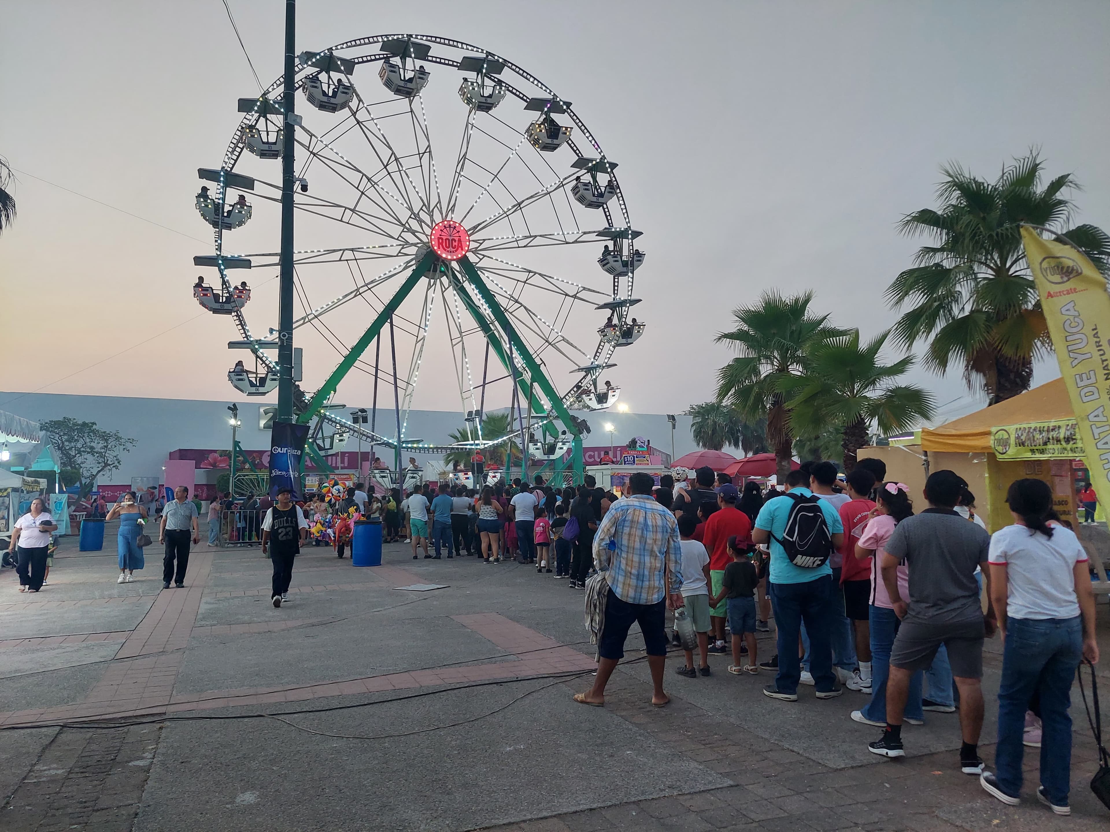 Feria es un escape a la violencia, pero inseguridad persiste: tabasqueños