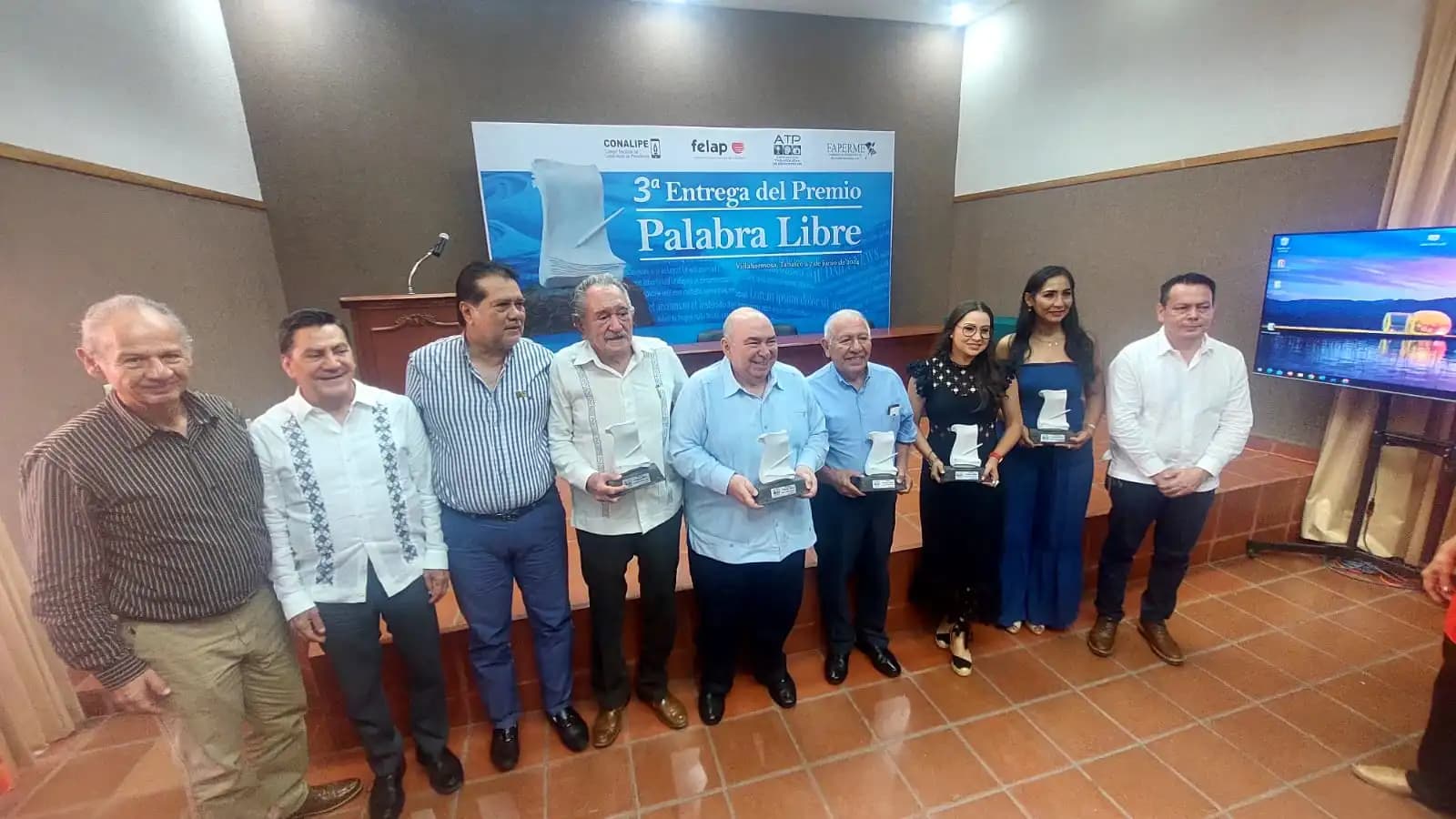 Urgen periodistas Ley Estatal de Protección