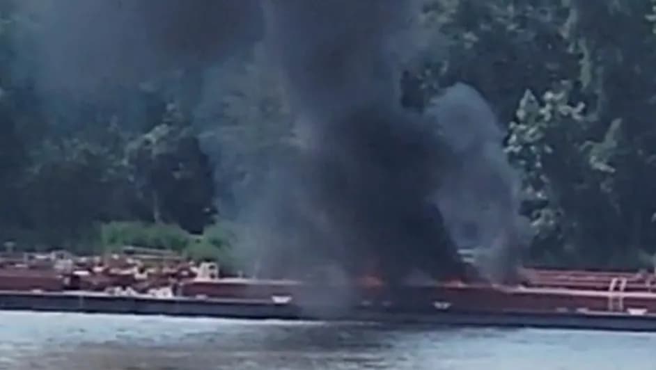 Helicóptero se desploma con dos personas en río Mississippi; no hay sobrevivientes