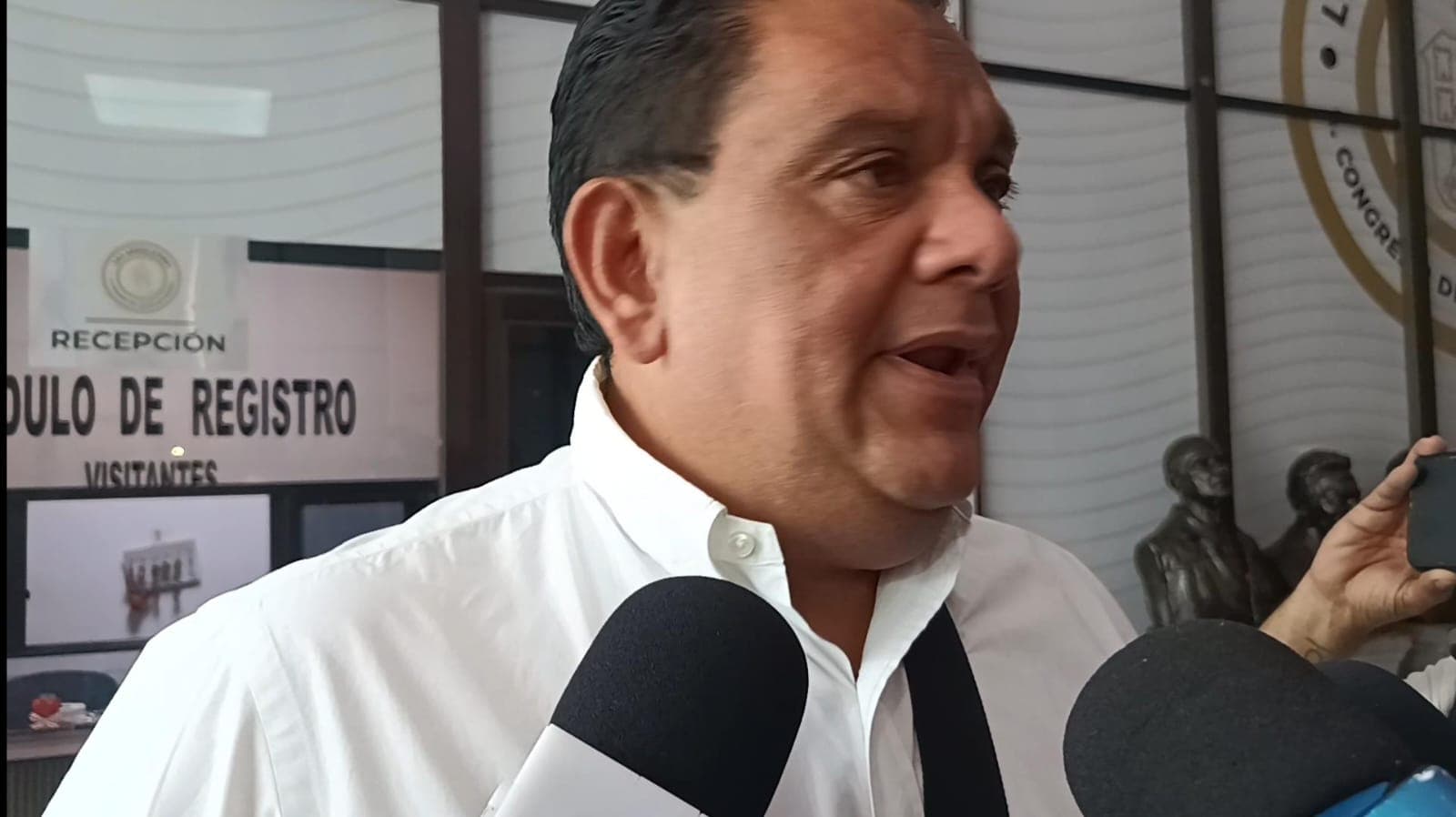 Que comparezca Movilidad por tarjetones clonados, exige el PRD