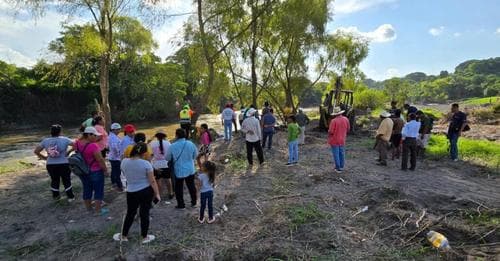 Hallan el cuerpo de gemelo ahogado en río Cotaxtla