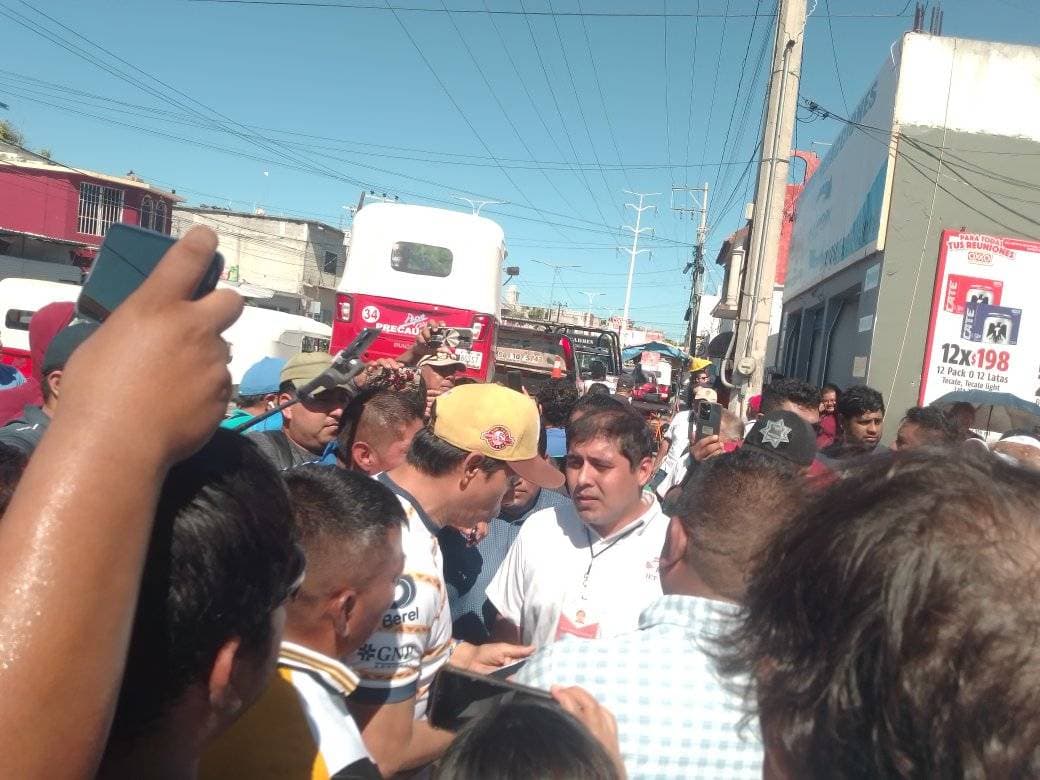 Arrecia conflicto entre pochimoviles y taxis en Campeche