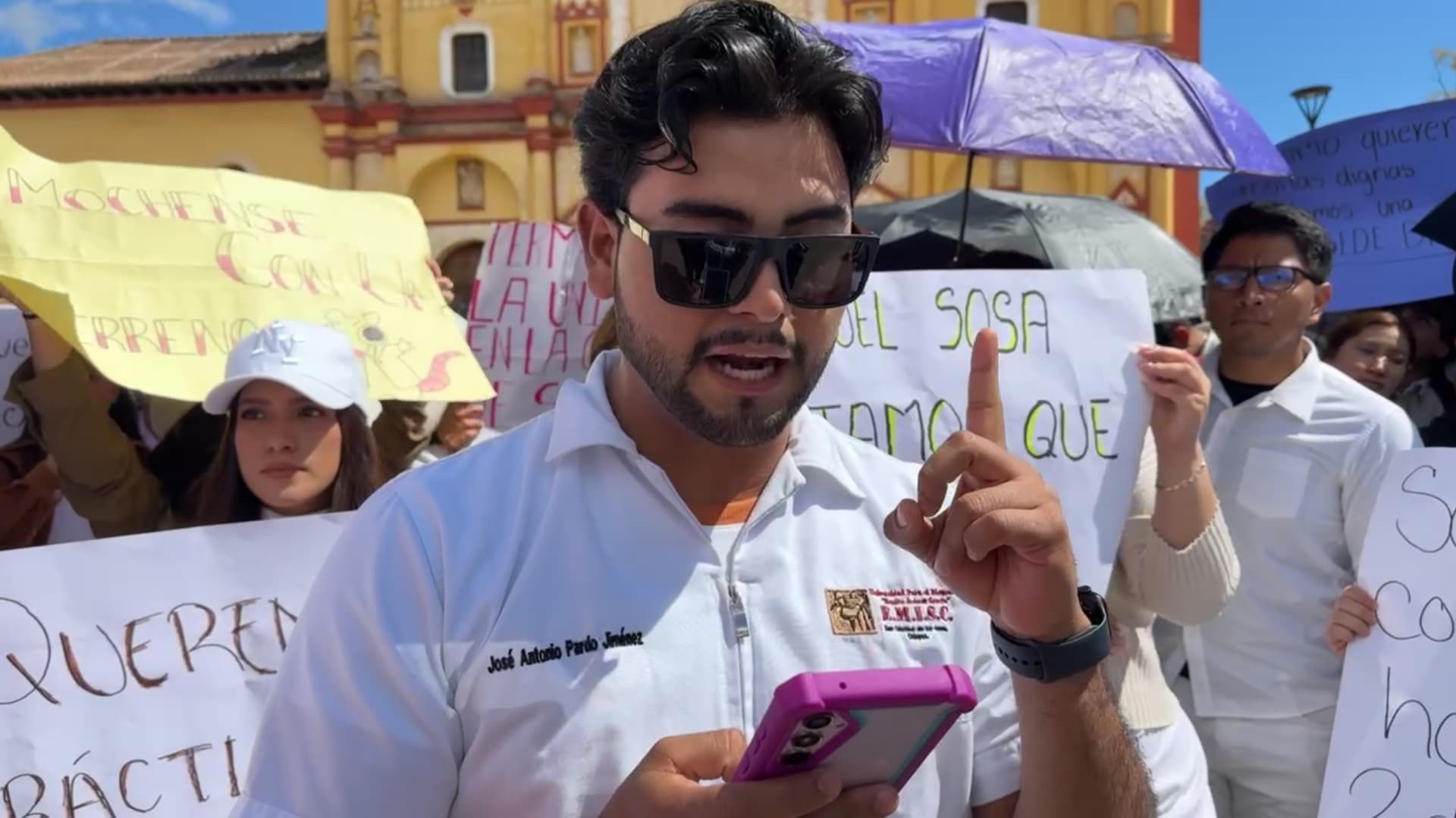 Exigen estudiantes de medicina educación en San Cristóbal de las Casas