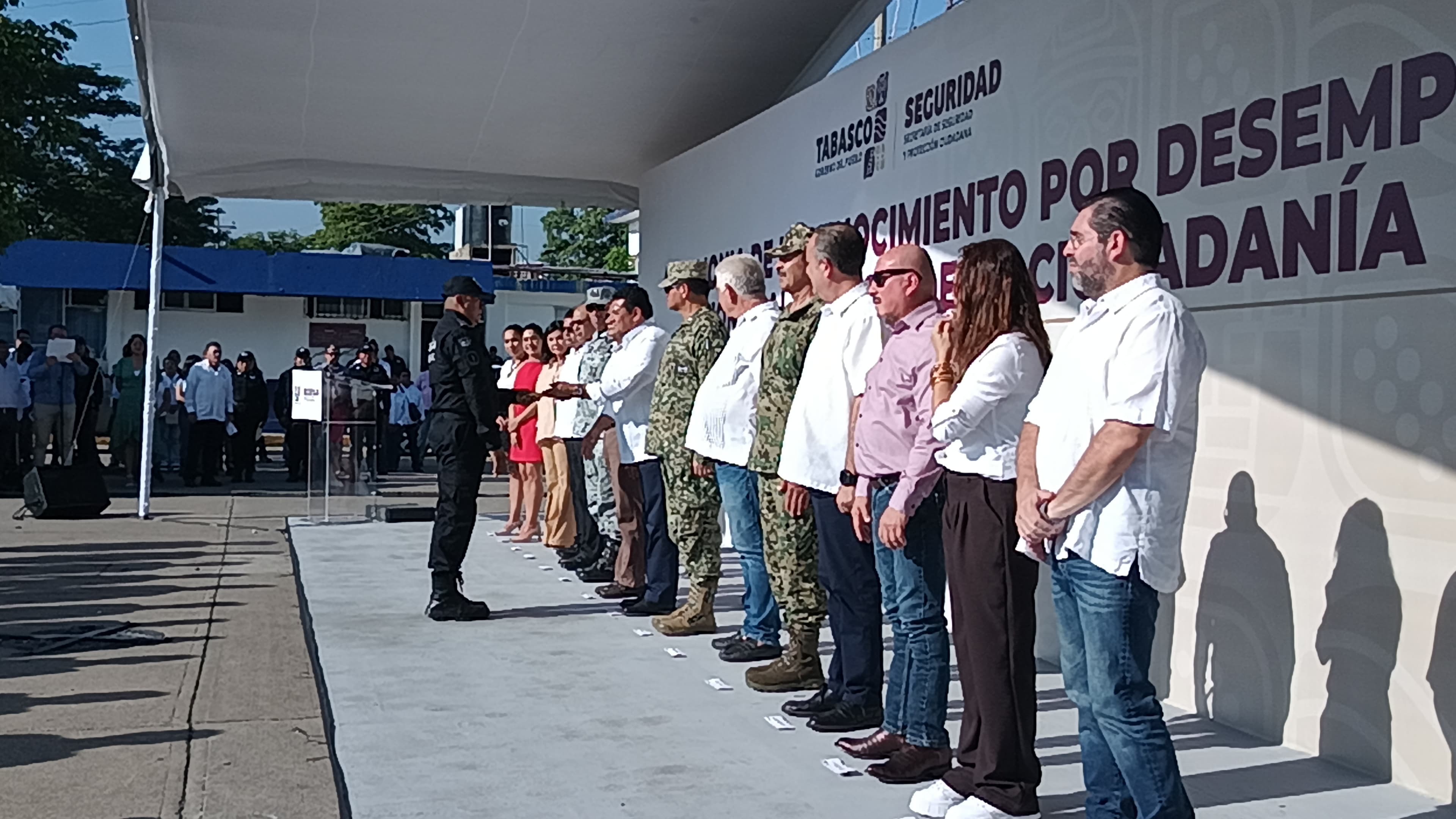 Ante ola violenta en Tabasco, pide Gobernador confiar en la policía 