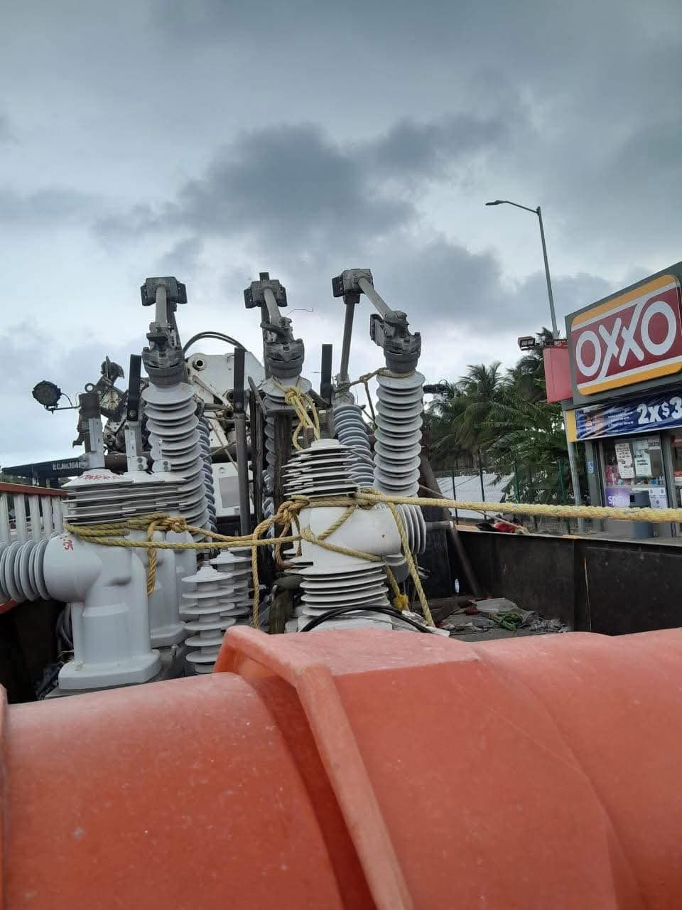 Liberan vía Ciudad del Carmen-Villahermosa 