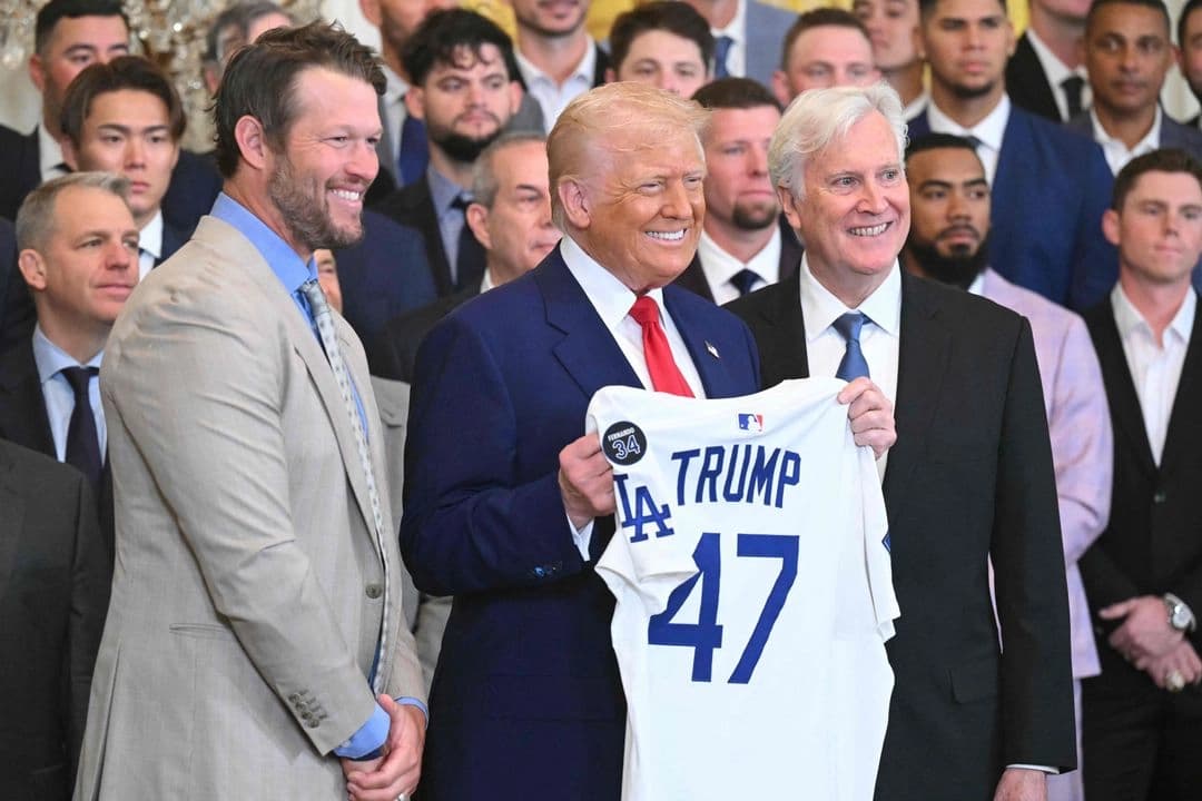 Trump recibe a los campeones Dodgers en la Casa Blanca