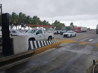 ImagenTras 4 días liberan carretera federal 180 en la Península de Atasta