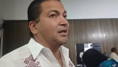 ImagenTilda Jucopo de 'ridículo' al PRD por criticar a May 