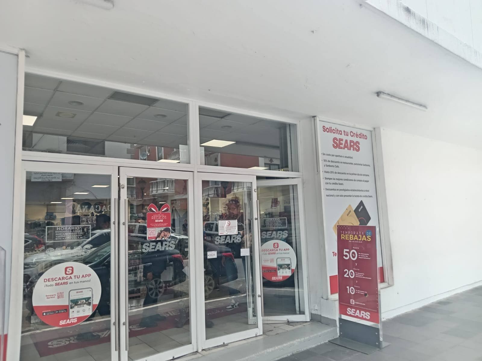 Roban medio millón en tienda departamental de Veracruz
