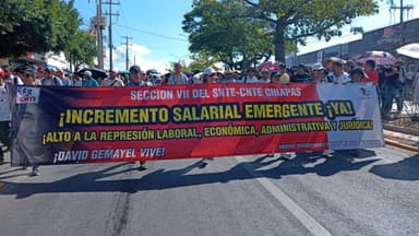 ImagenMega marcha de docentes en Tuxtla Gutiérrez, Chiapas