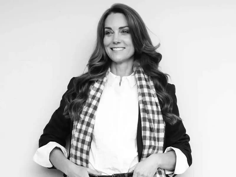 Princesa de Gales celebra cumpleaños 43 con foto inédita