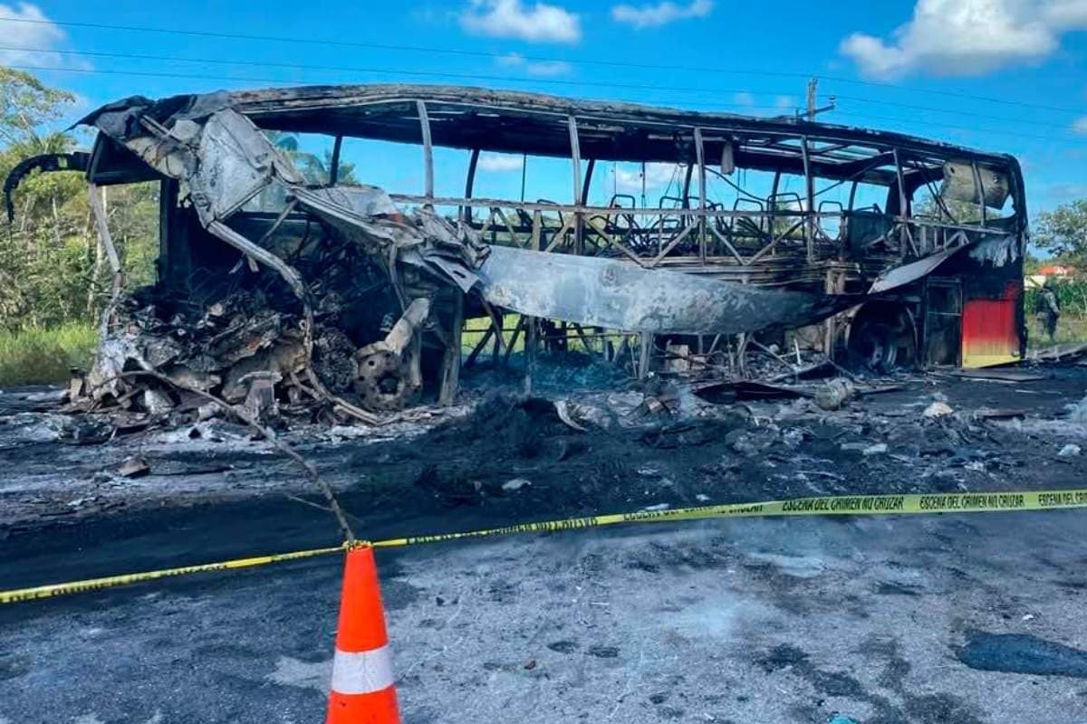 Confirman nueve sobrevivientes de camionazo