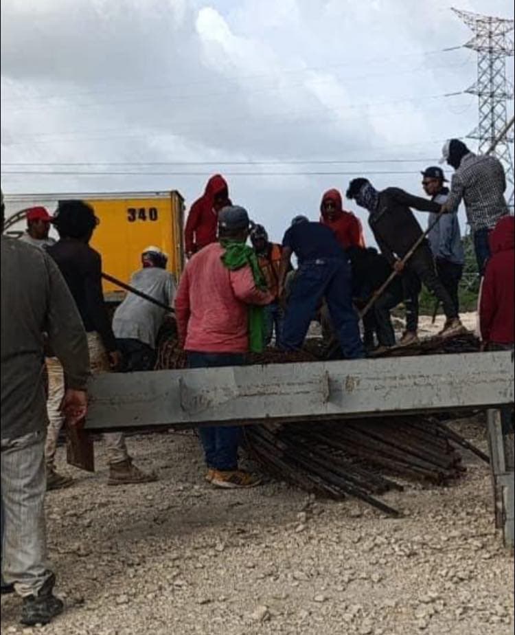 Colapsa estructura metálica del Tren Maya
