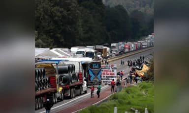 ImagenIgnora Gobierno ley en carreteras 