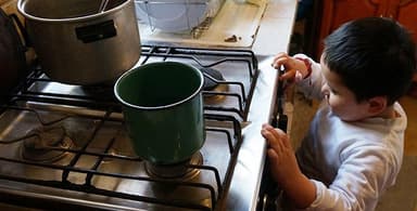 ImagenMadres comparten sus estrategias para mantener a los niños a salvo