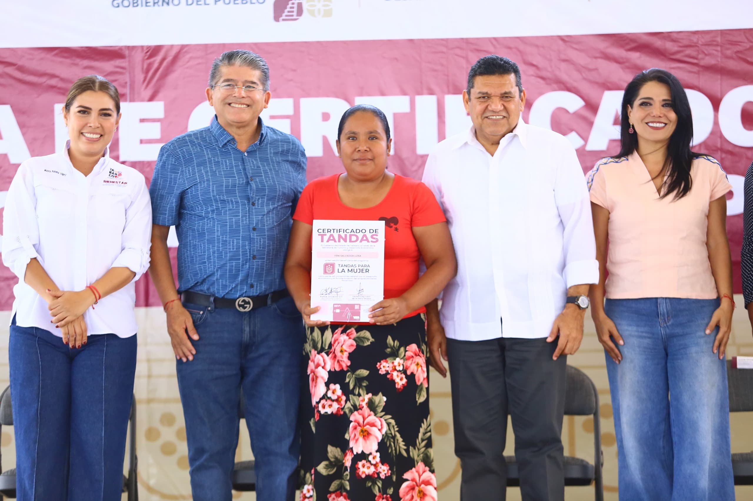 Llegan Tandas a 400 mujeres de Paraíso