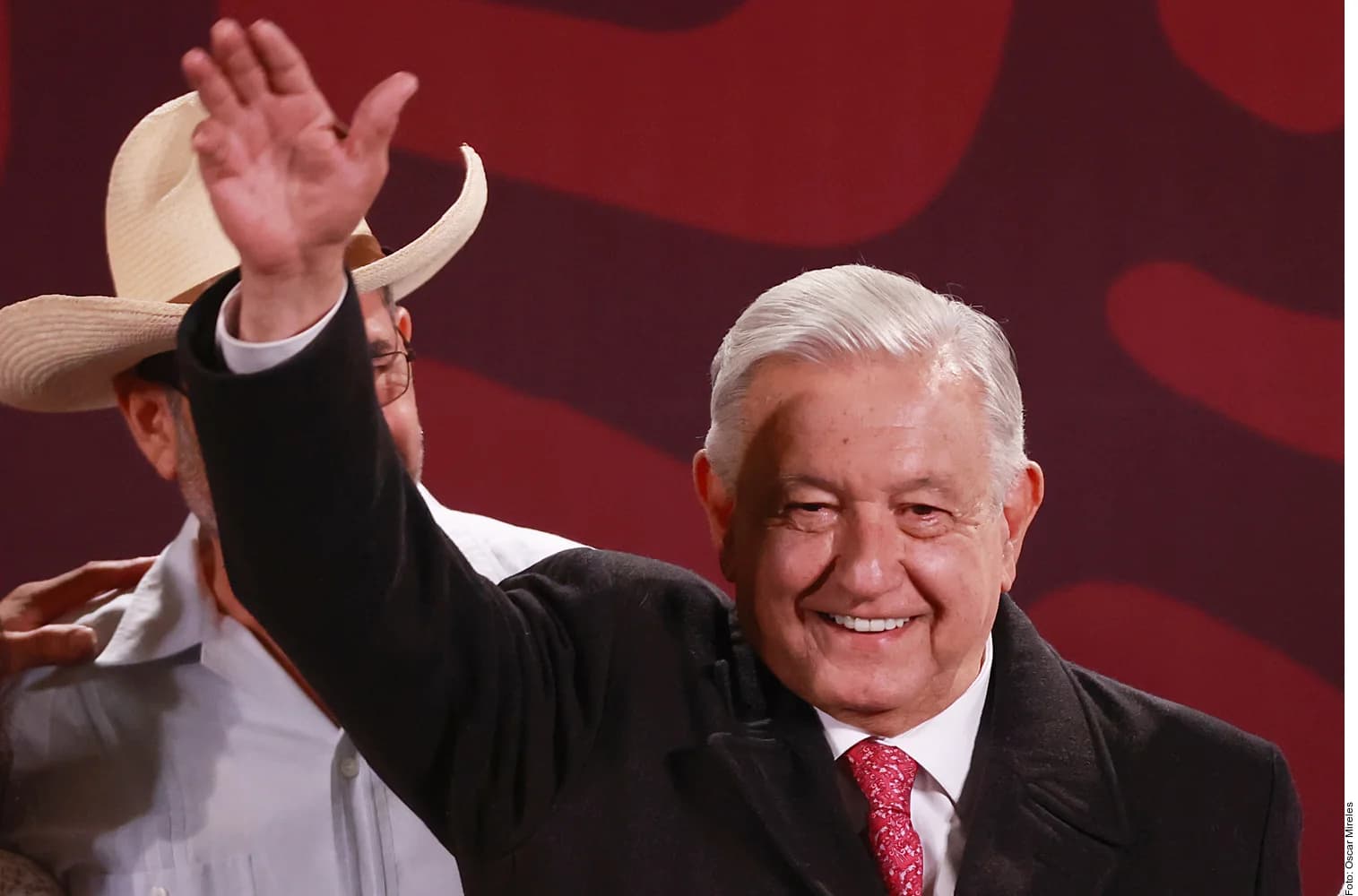 Presume AMLO 'misión cumplida'