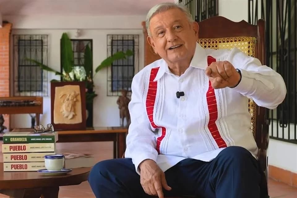 AMLO reaparece, admite que persiste la corrupción y llama a "no robar" tras señalamientos de EE. UU. a su hijo