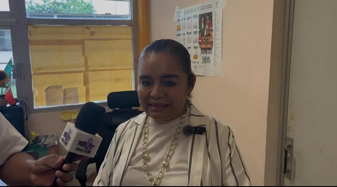 Secundaria Técnica 50 cumple 10 años de estrategia lectora