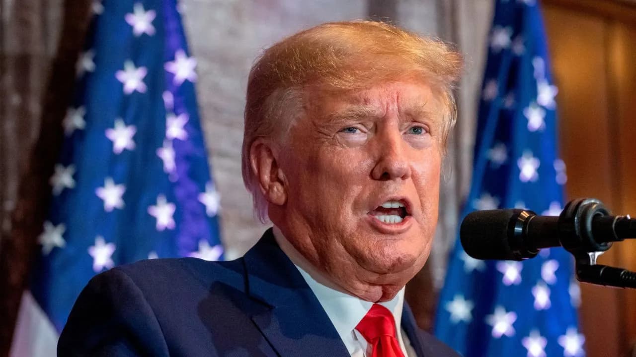 Trump pide a Putin no intensificar guerra en Ucrania