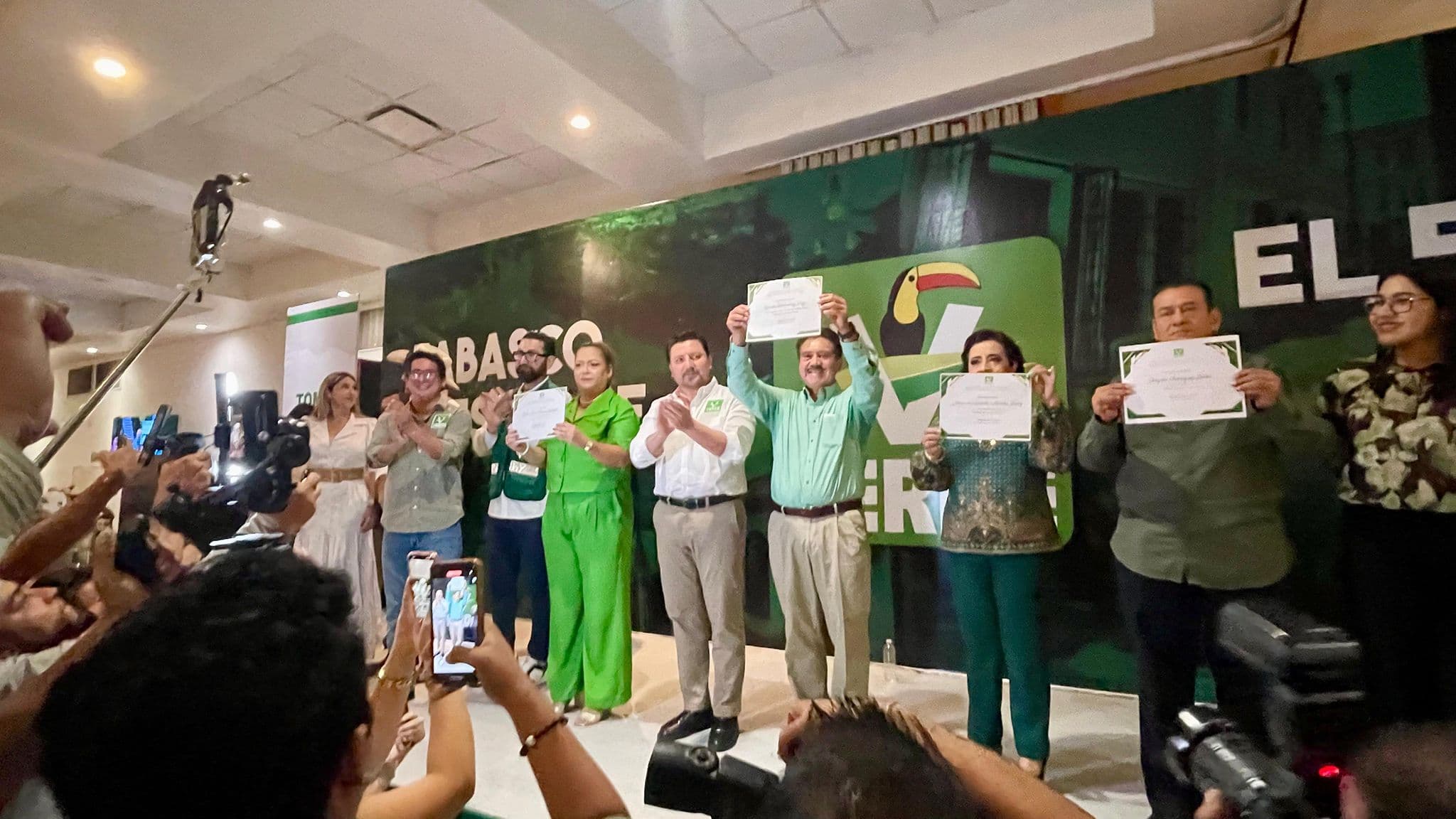 Oficializa PVEM suma de Evaristo, "candidato natural al Centro"