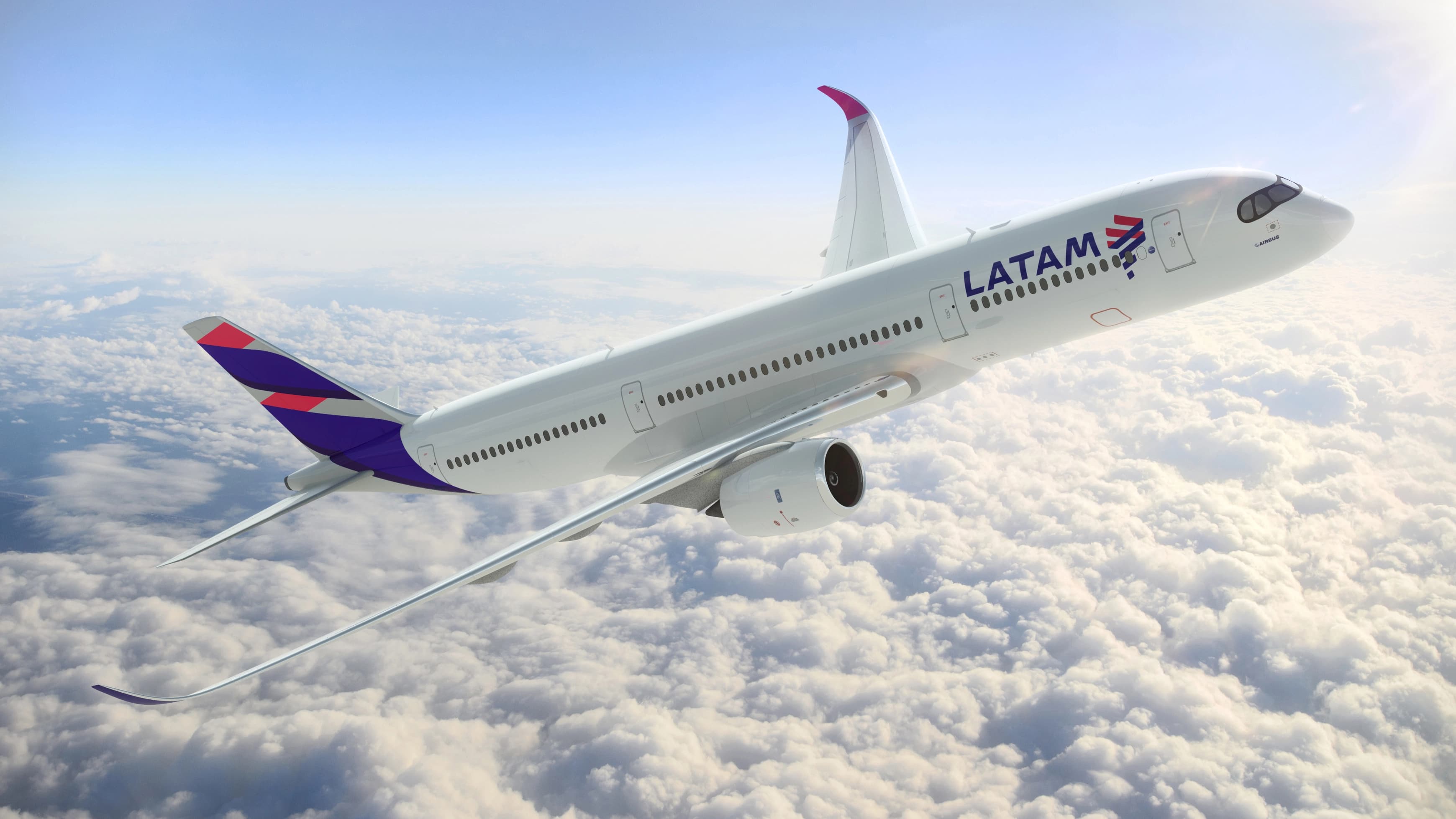 Incidente en avión deja 50 heridos
