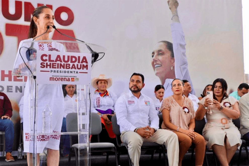 Resbala Sheinbaum, corrige y bajan el video