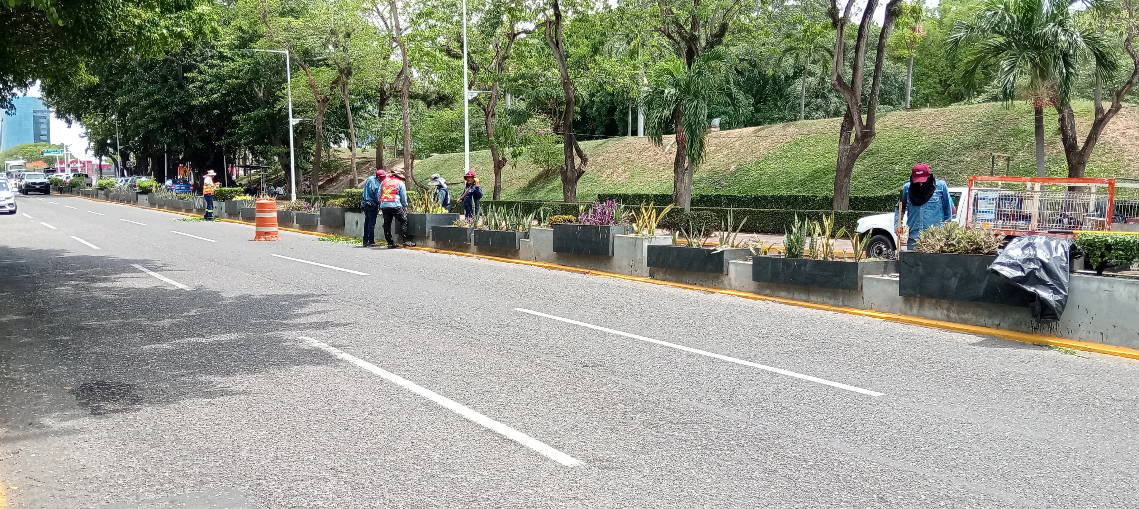 'Madrugan' Cámaras al Gobierno y revelan obras del Plan Villahermosa 2030