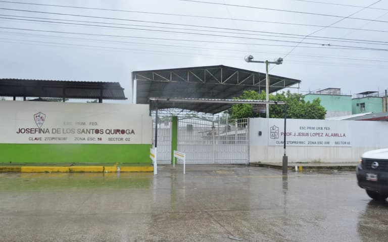 Descartan SETAB suspender clases por crimen